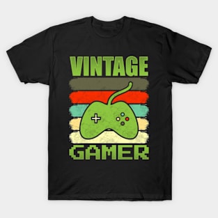 Attractive Vintage Gamer T-Shirt